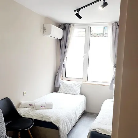 Malavi Dv34 Top Center Apartment Ruse Exterior photo