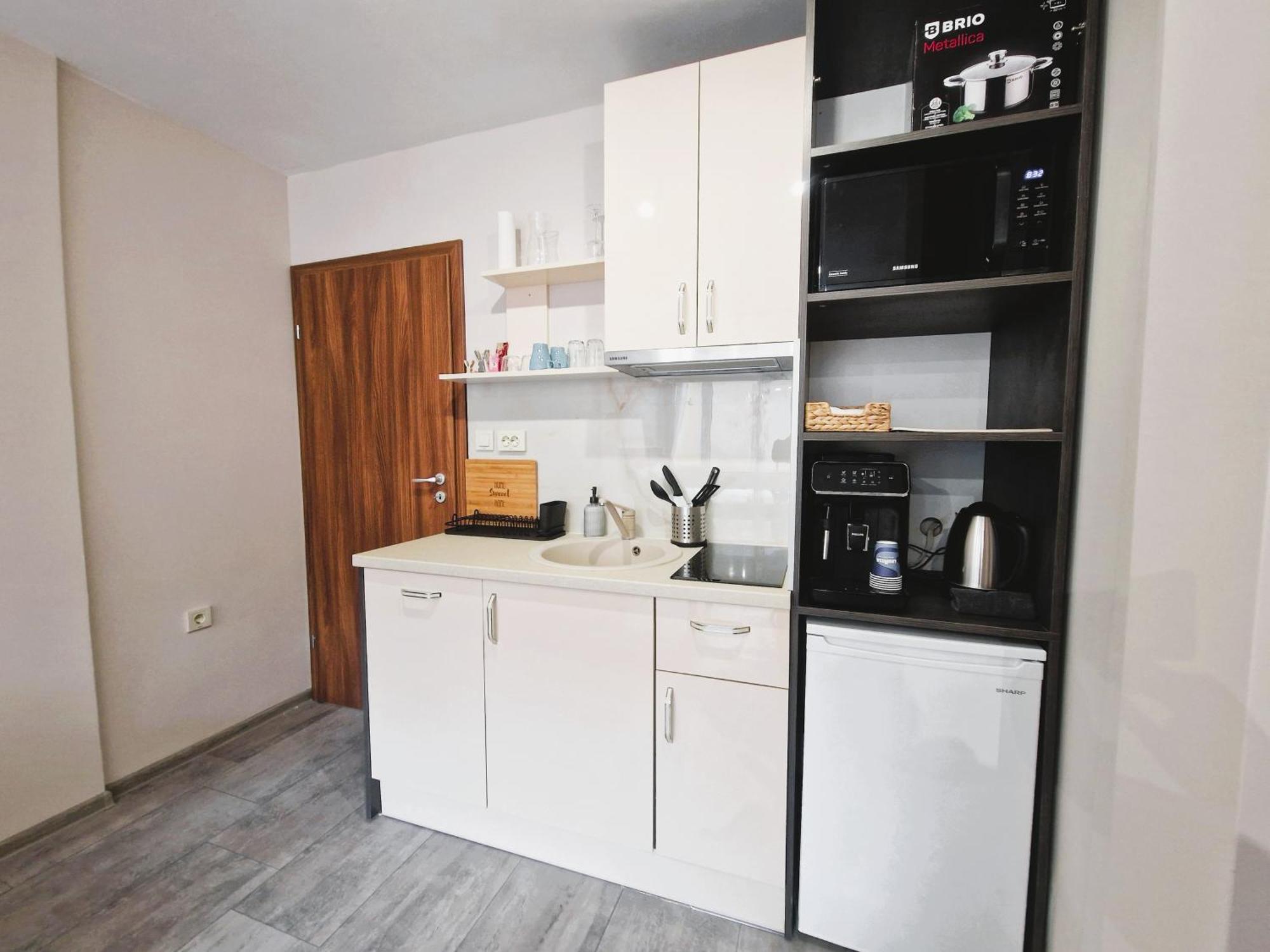 Malavi Dv34 Center *